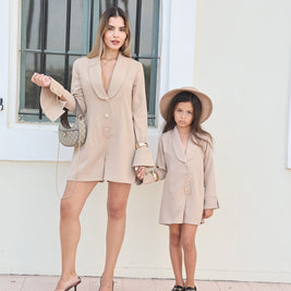 אוברול בז' כפתורים זהב- ילדות